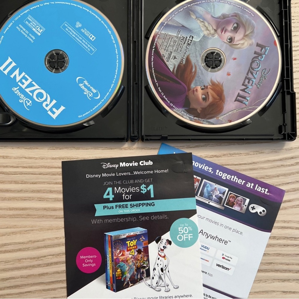 Frozen II 4K Ultra HD + Blu-Ray + Digital Code - Picture 4 of 5